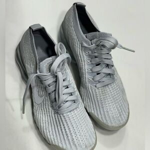 Nike Vapormax Flyknit Size 5.5